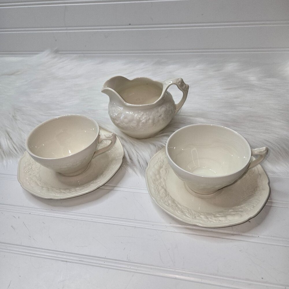 Vintage Crown Ducal England Florentine White (2) Tea Cups (2) Saucers & Creamer